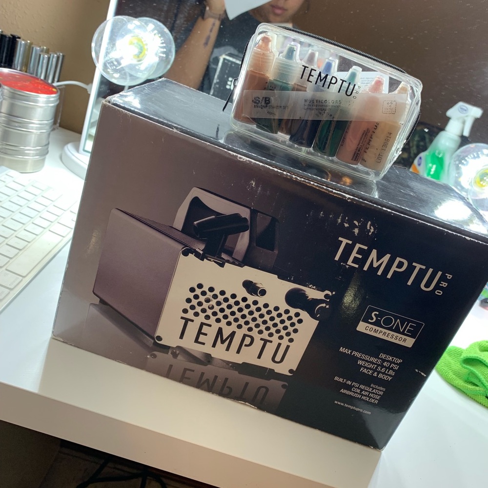 Temptu Airbrush Makeup